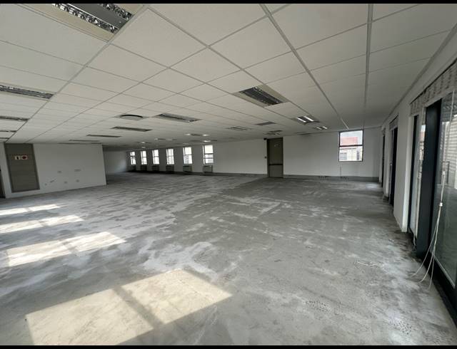 290M² OFFICE TO LET IN CENTURY CITY
